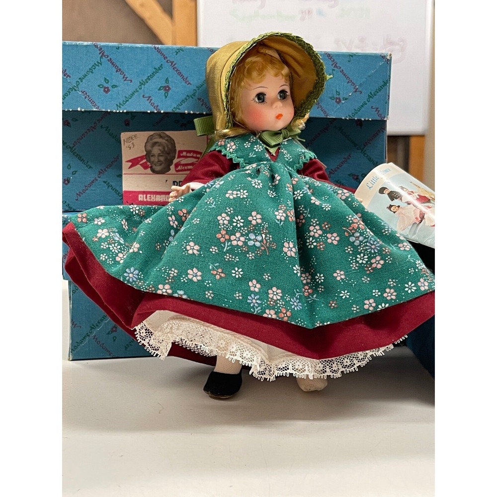 Madame Alexander 8" Doll DENMARK #569 with original Box EUC